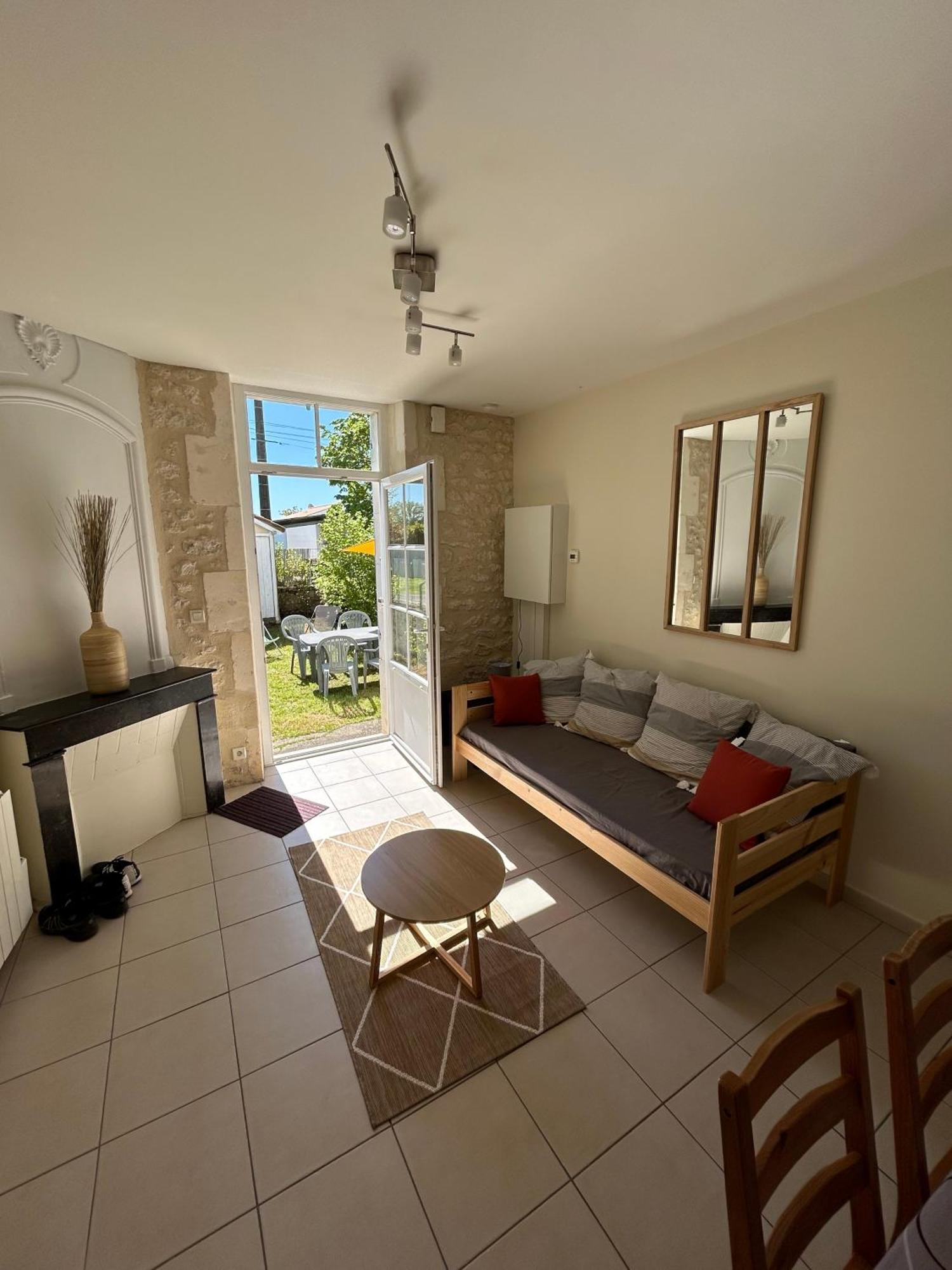Le Domaine Des Aguins Pension Saujon Buitenkant foto